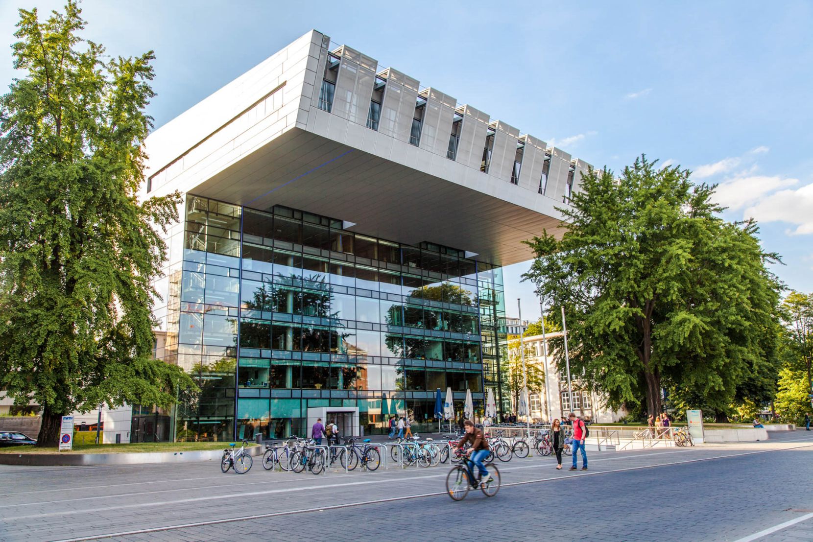 RWTH Aachen University